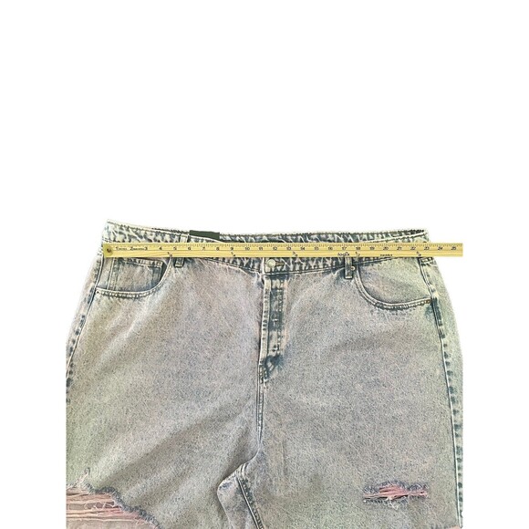 NEW Wild Fable High Rise Pink Denim Bermuda Shorts Size 24W - Picture 4 of 9